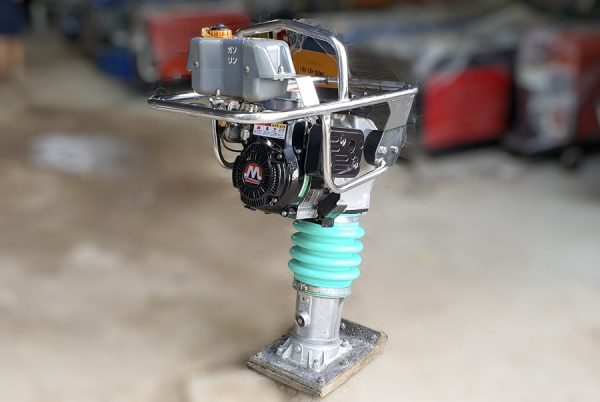 Máy Đầm Cóc Mikasa MT72FW - Ảnh 4
