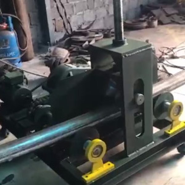 Máy uốn ống a5