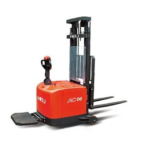 Xe Nâng Điện Đứng Lái 0.6 Tấn